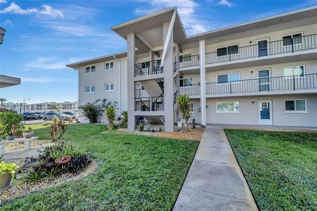 649 Tamiami Trail S 107, VENICE