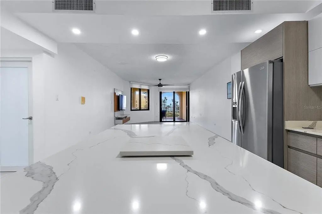 190 Candelero Drive 175, HUMACAO