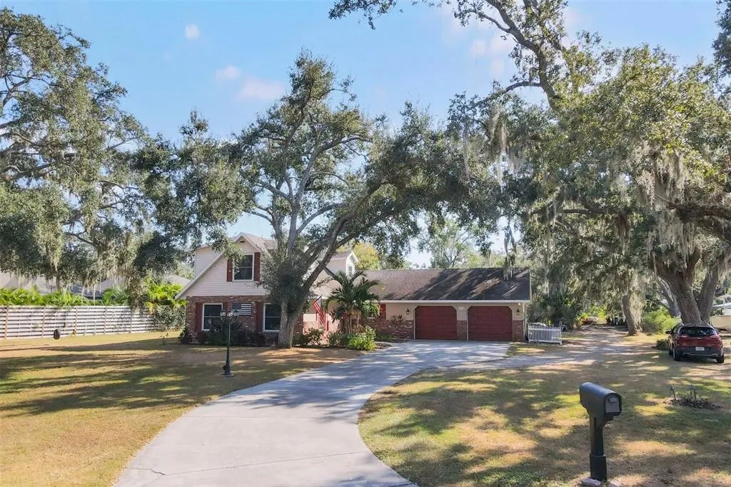 2115 Shadow Oaks Road, SARASOTA