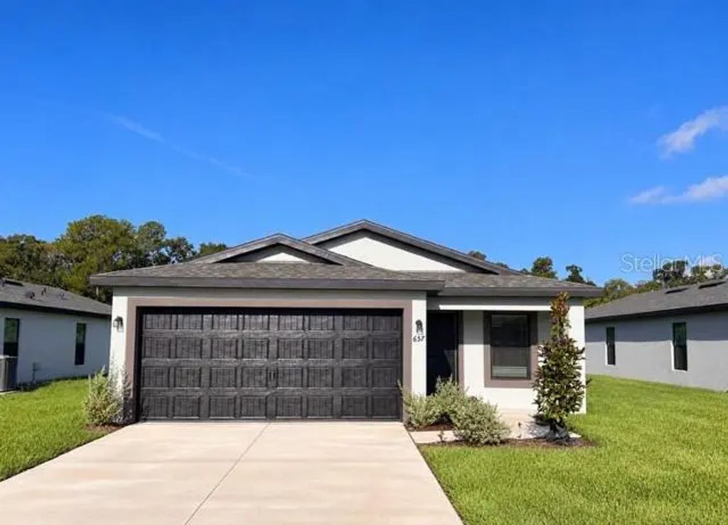657 Blackthorn Drive, LAKELAND