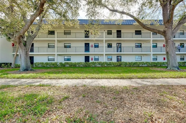 104 Capri Isles Boulevard 209, VENICE