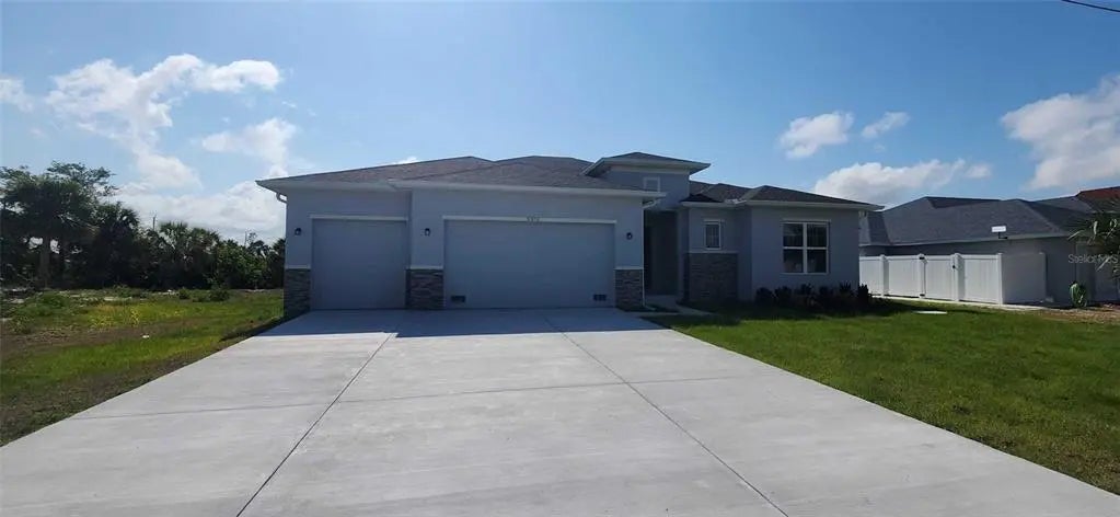 Photo of Listing #L4956058