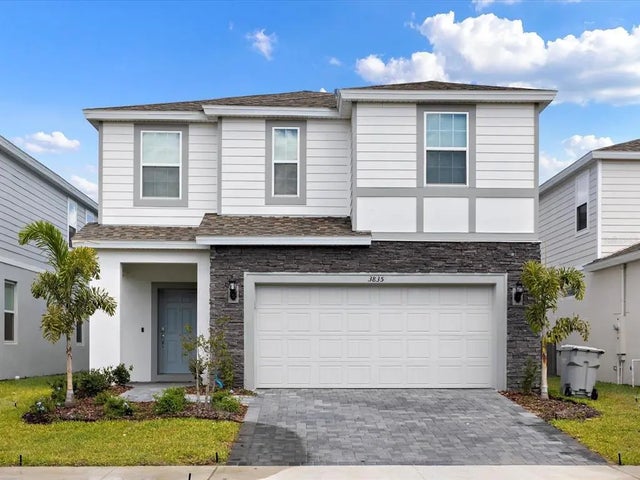 3835 Lana Ave, DAVENPORT