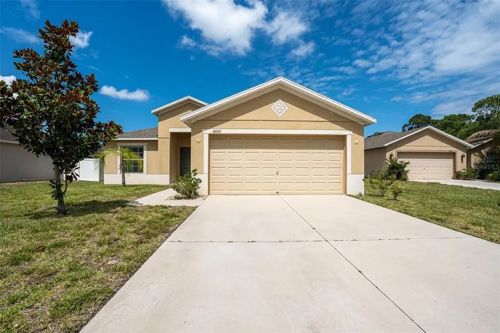 18591 Briar Oaks Drive, HUDSON