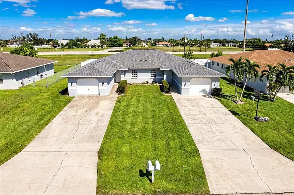 1801/1803 Sw Santa Barbara Place, CAPE CORAL