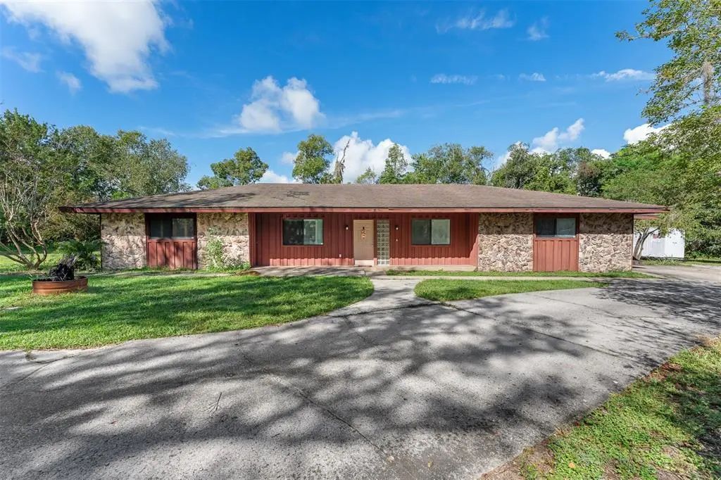 19711 State Road 44, EUSTIS