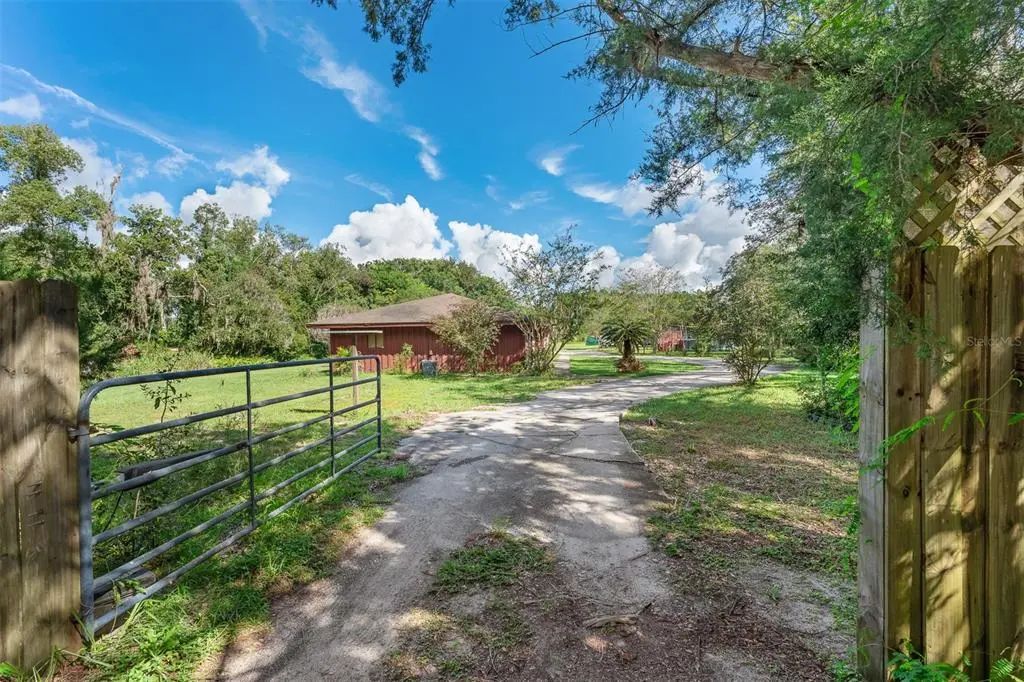 3 of 49 - 19711 State Road 44, EUSTIS, FL