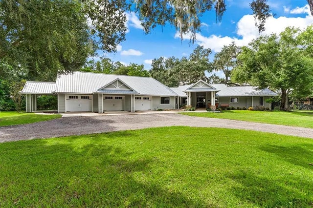 39623 County Road 439, UMATILLA