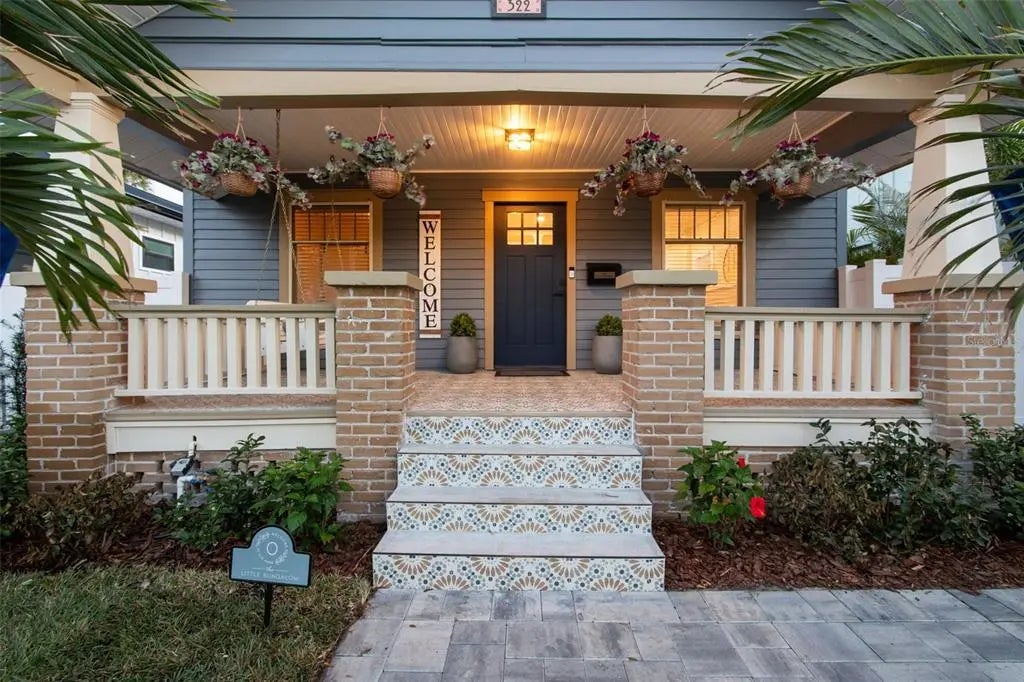 322 11th Avenue N, ST PETERSBURG