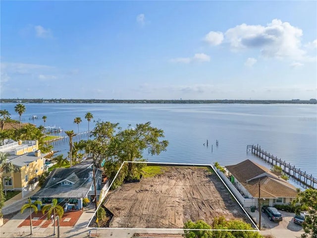 2716 Riverview Boulevard, BRADENTON