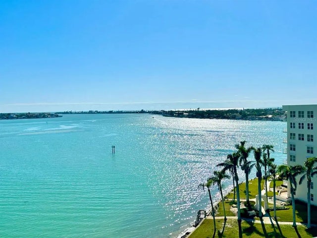 6287 Bahia Del Mar Circle 801, ST PETERSBURG