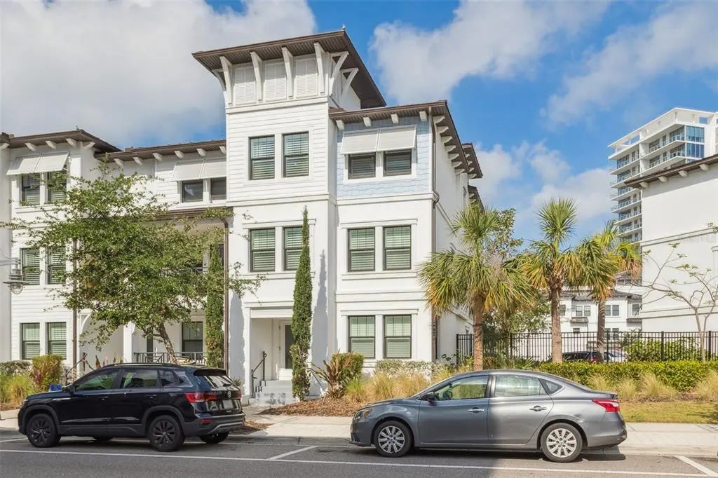 5351 Bridge Street 9, TAMPA