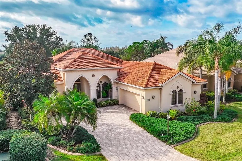 7042 Vilamoura Place, LAKEWOOD RANCH