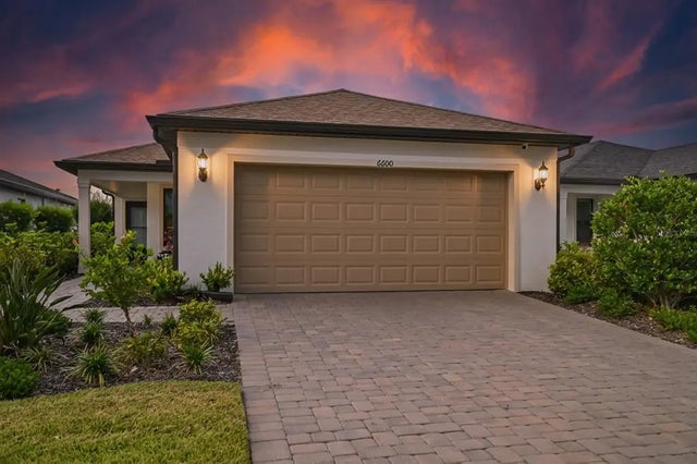 6600 Silverstar Drive, SARASOTA