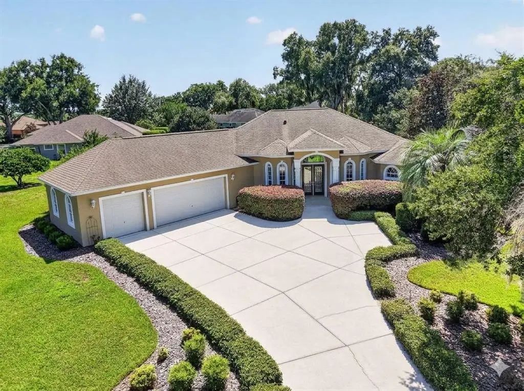 6053 Spinnaker Loop, LADY LAKE