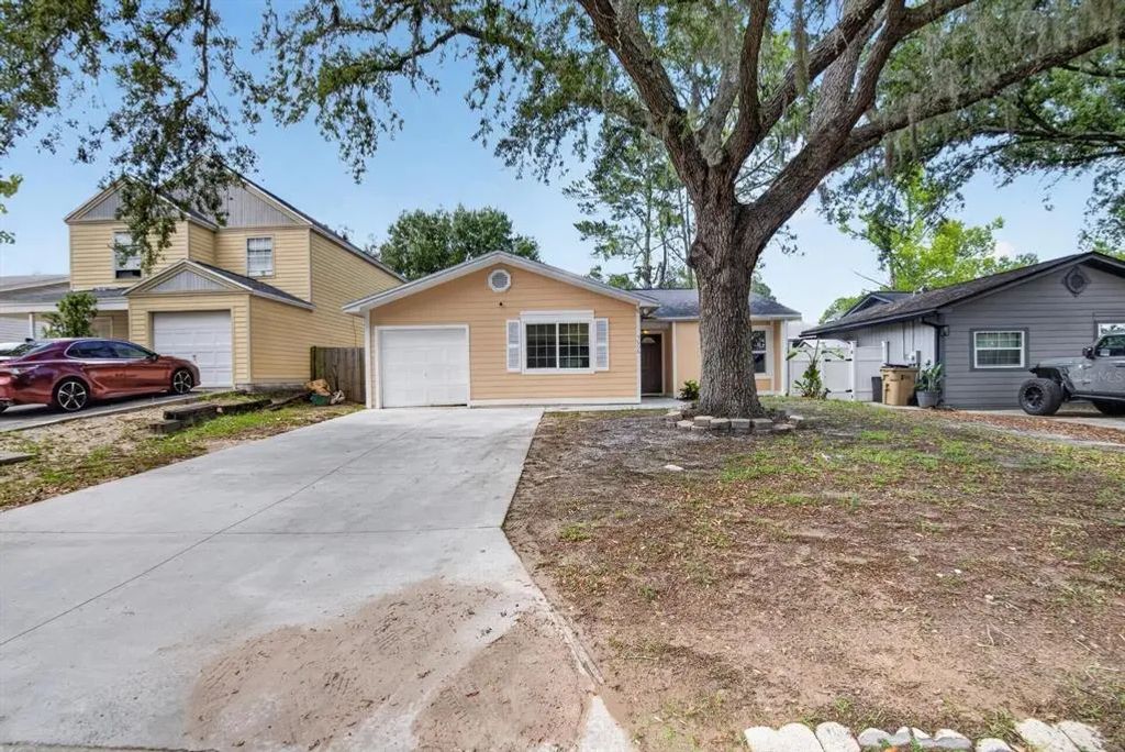 7606 Leon Avenue, TAMPA