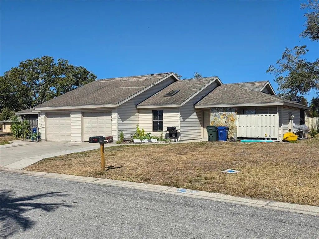 6201-6205 Draw Lane, SARASOTA