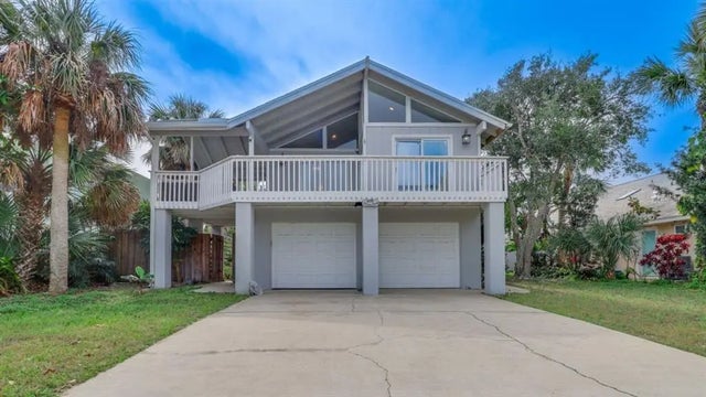 205 Ocean Drive, NEW SMYRNA BEACH