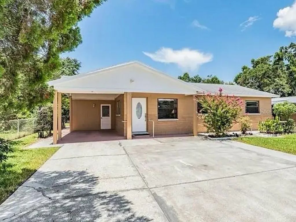 4828 El Capistrano Drive, TAMPA