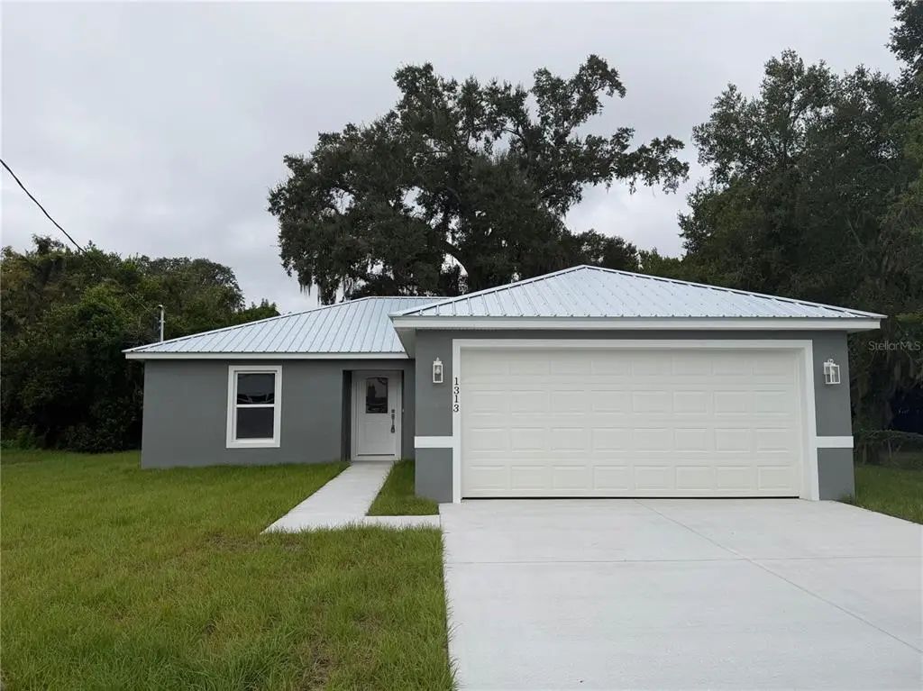 1313 Fairfax St Ne, WINTER HAVEN