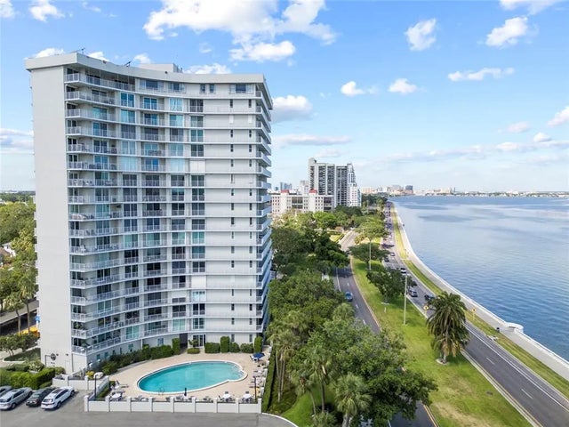 2611 Bayshore Boulevard 504, TAMPA