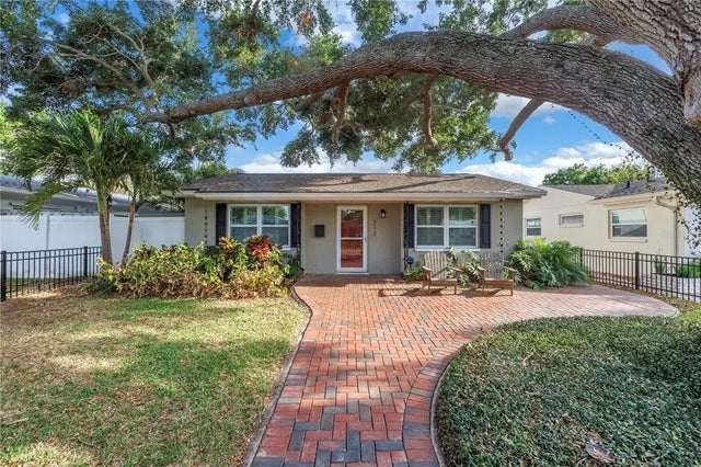 712 43rd Avenue N, ST PETERSBURG