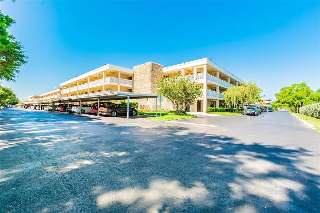 4705 1st Street Ne 326, ST PETERSBURG