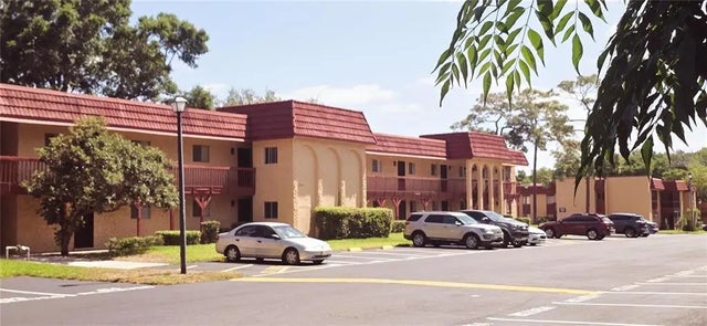 2852 N Powers Drive 89, ORLANDO