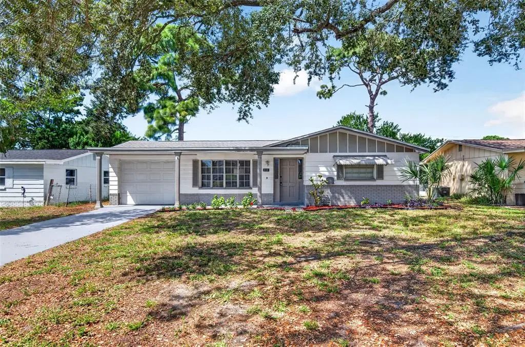 4125 Oakfield Avenue, HOLIDAY