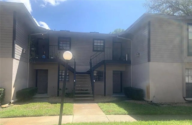 4106 Ashford Green Place 102, TAMPA