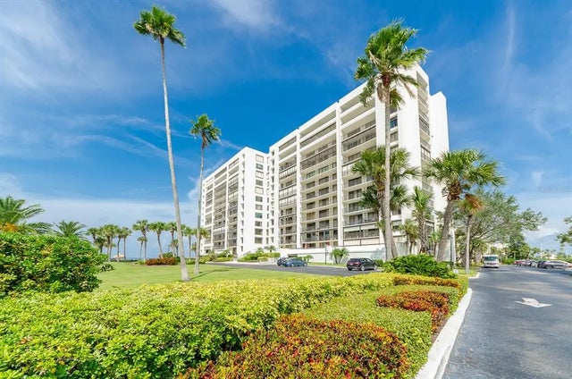 1460 Gulf Boulevard 1105, CLEARWATER BEACH