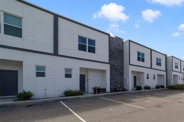 340 Famagusta Drive, DAVENPORT