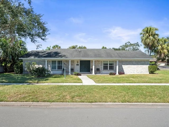 10408 Butia Place, TAMPA