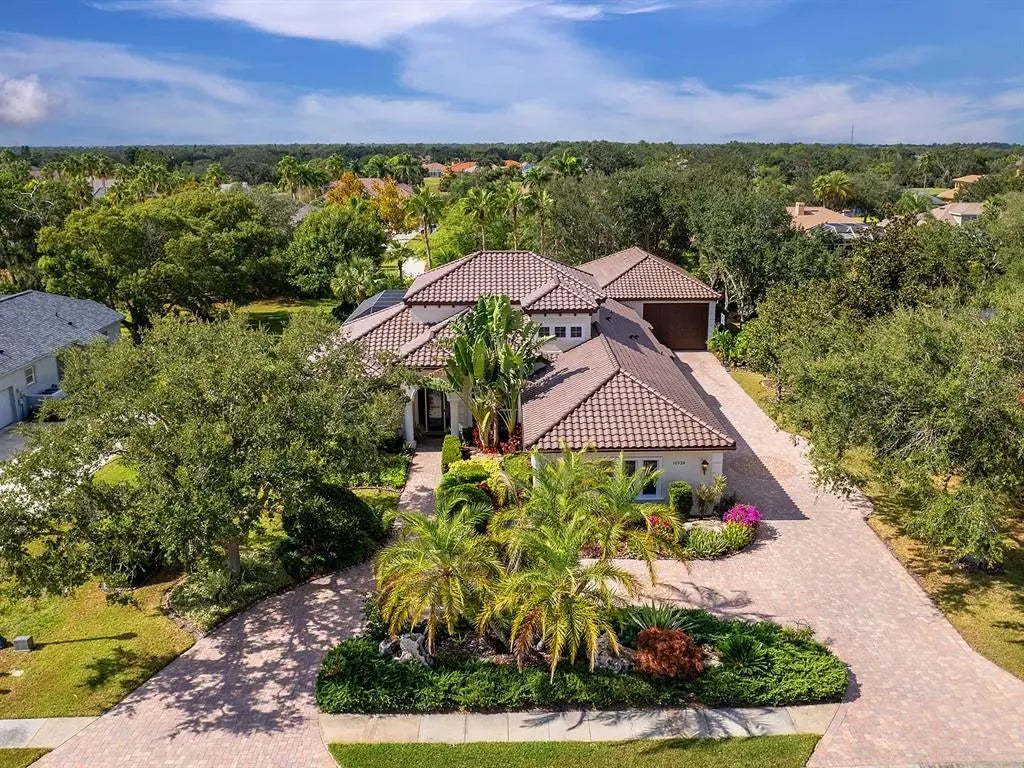 10528 Cheval Place, LAKEWOOD RANCH