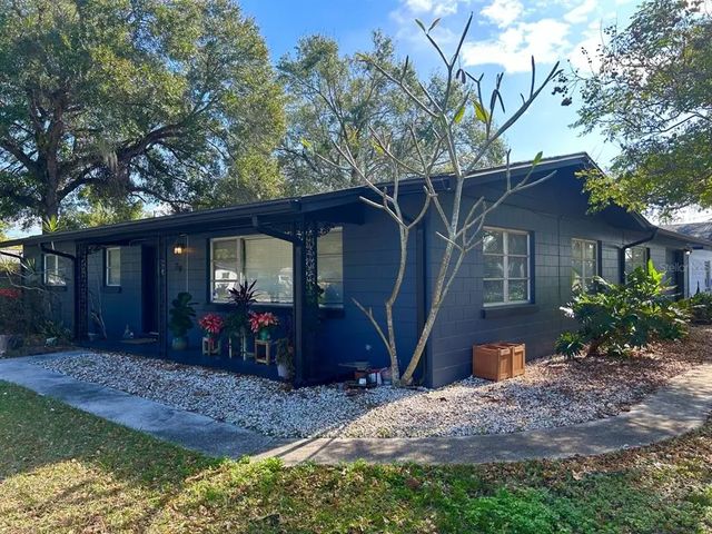 29 Golf View Circle Ne, WINTER HAVEN