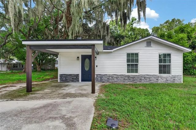 925 Adrian Court, LAKELAND