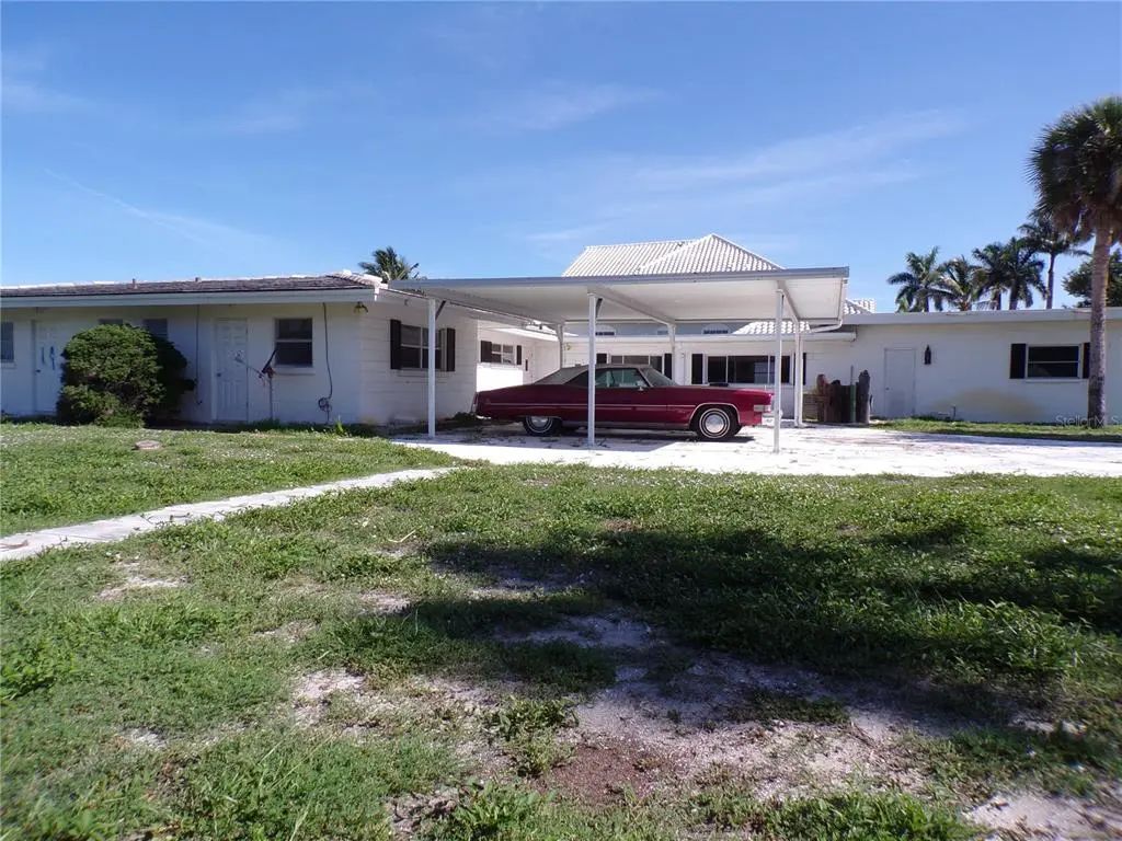 1124 Sunset Drive, VENICE