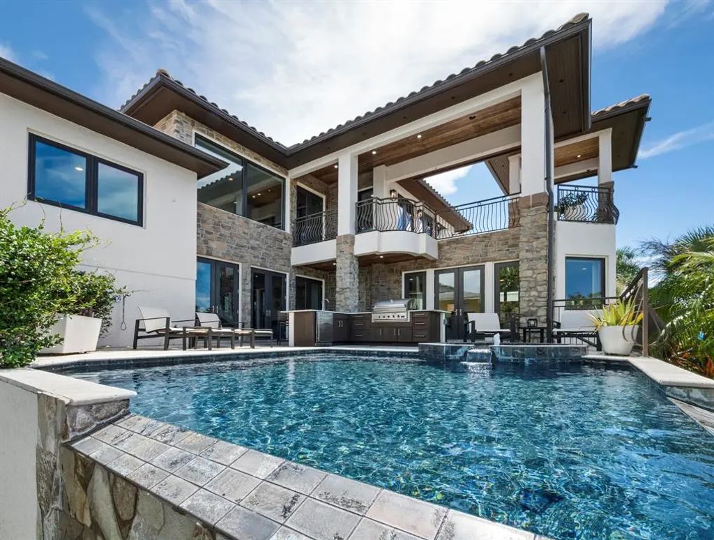 795 Marbury Lane, LONGBOAT KEY