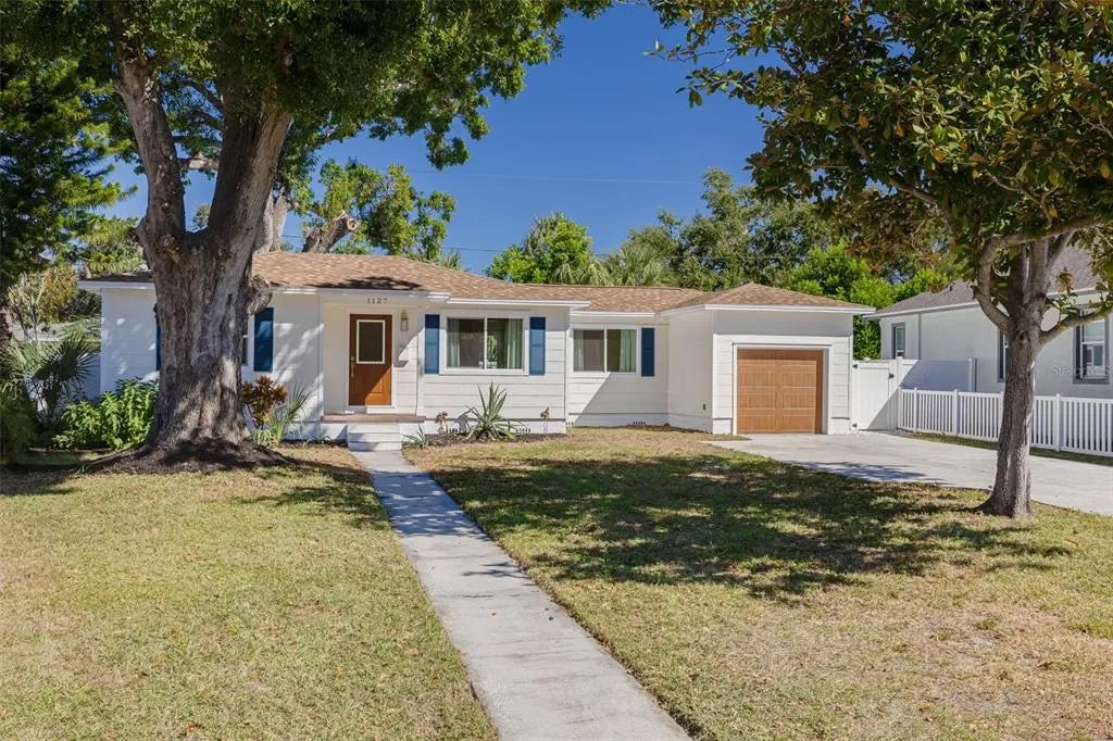 1127 Tyrone Court N, ST PETERSBURG