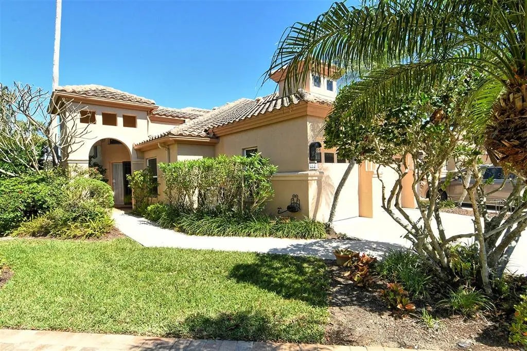4141 Entrada Court, SARASOTA