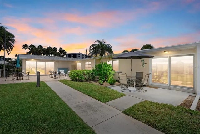 5830 Midnight Pass Road 46, SARASOTA