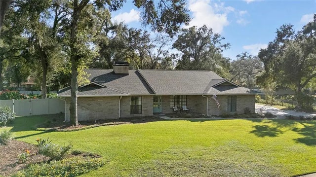 2941 Chelsea Woods Drive, VALRICO