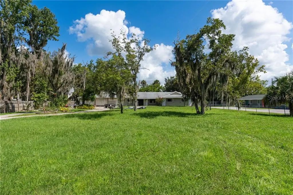 149 & 151 Se Paradise Point Road, Crystal River