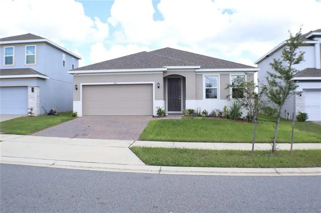 453 Ironside Trail Drive, GROVELAND