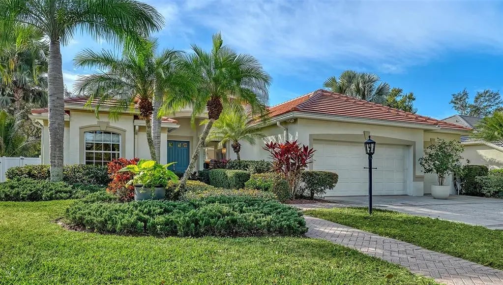 4855 Carrington Circle, SARASOTA