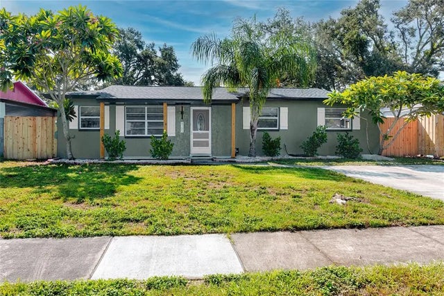 8385 81st Street, SEMINOLE