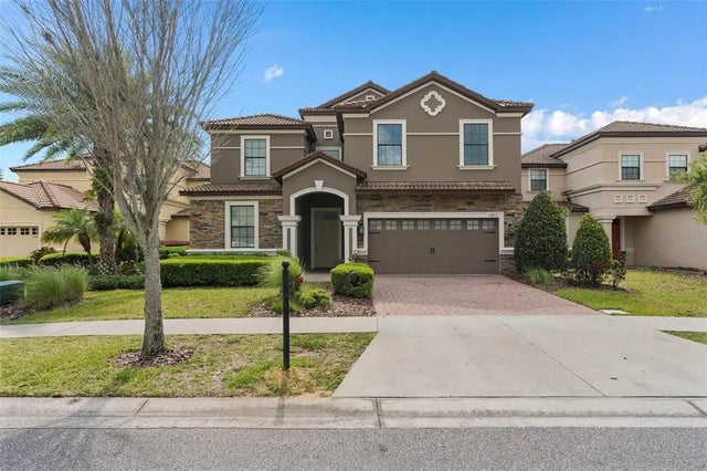 1403 Moon Valley Drive, DAVENPORT