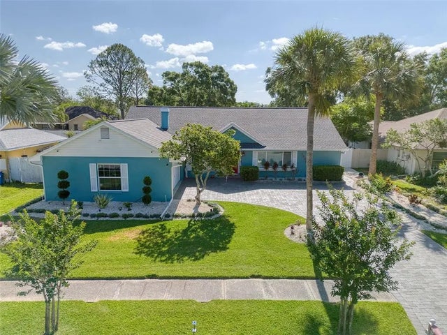 16605 Round Oak Drive, TAMPA