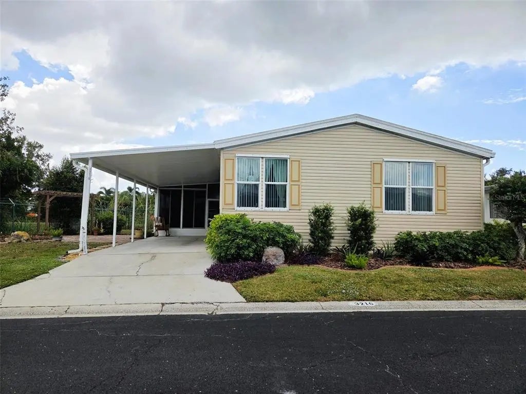 3216 Oakwood Boulevard S, SARASOTA