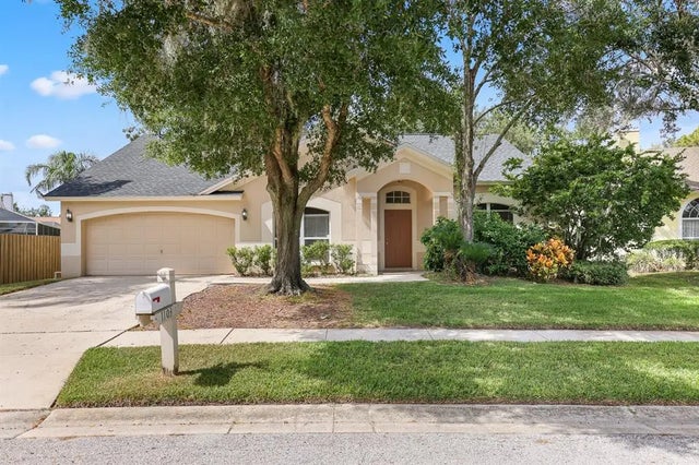 1103 Evening Trail Drive, WESLEY CHAPEL